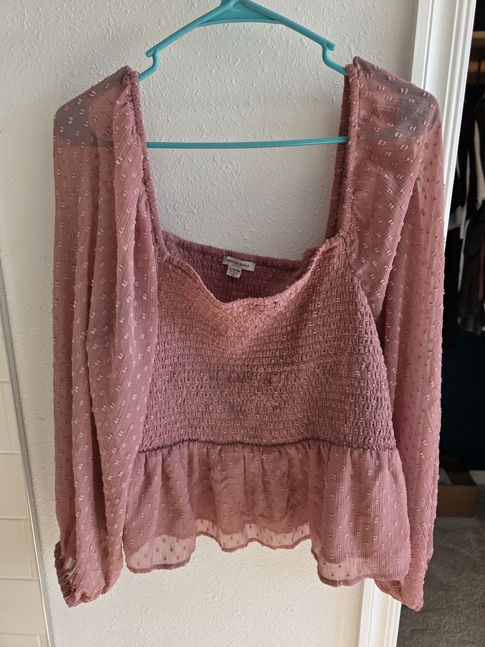 American Eagle Outfitters Top Xl
